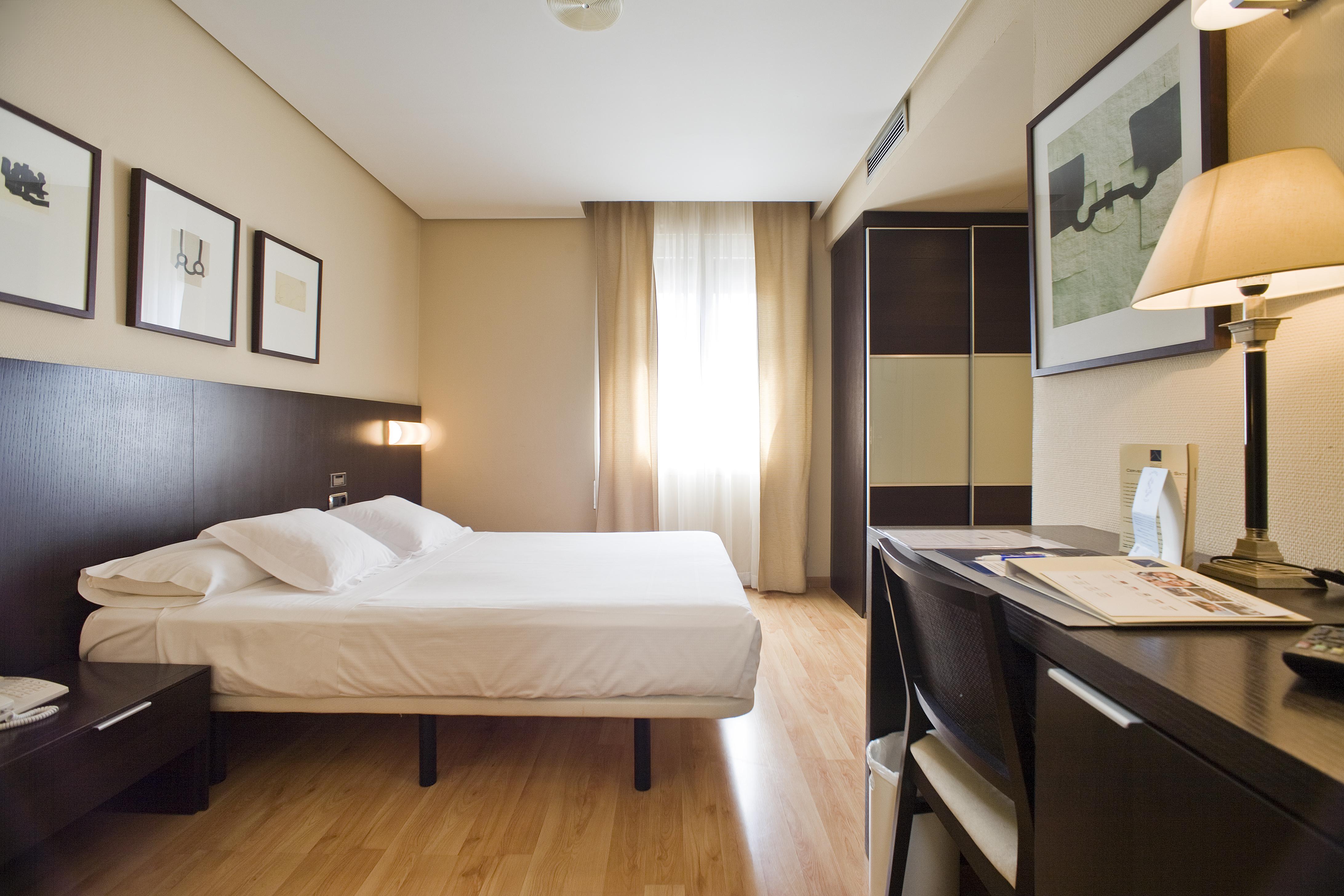 Hotel Sercotel Tudela Bardenas Bilik gambar